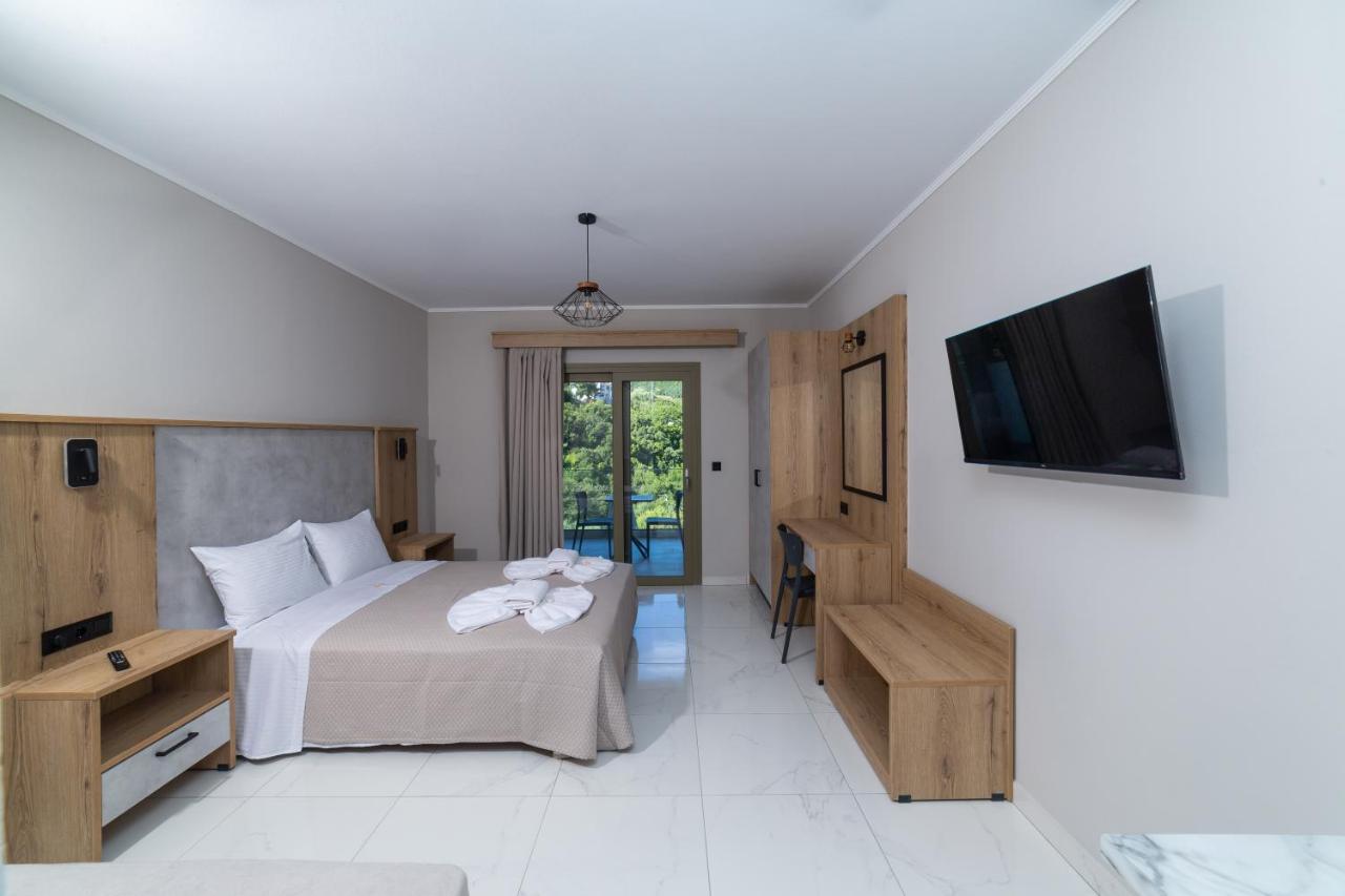 Sky View Suites Kefalonia Vóvikes Exteriör bild