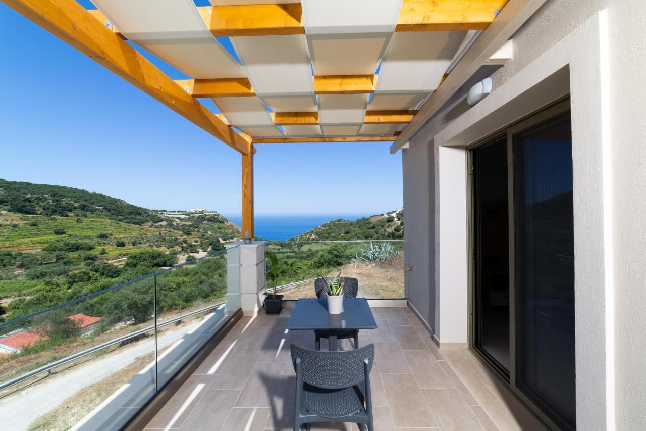 Sky View Suites Kefalonia Vóvikes Exteriör bild