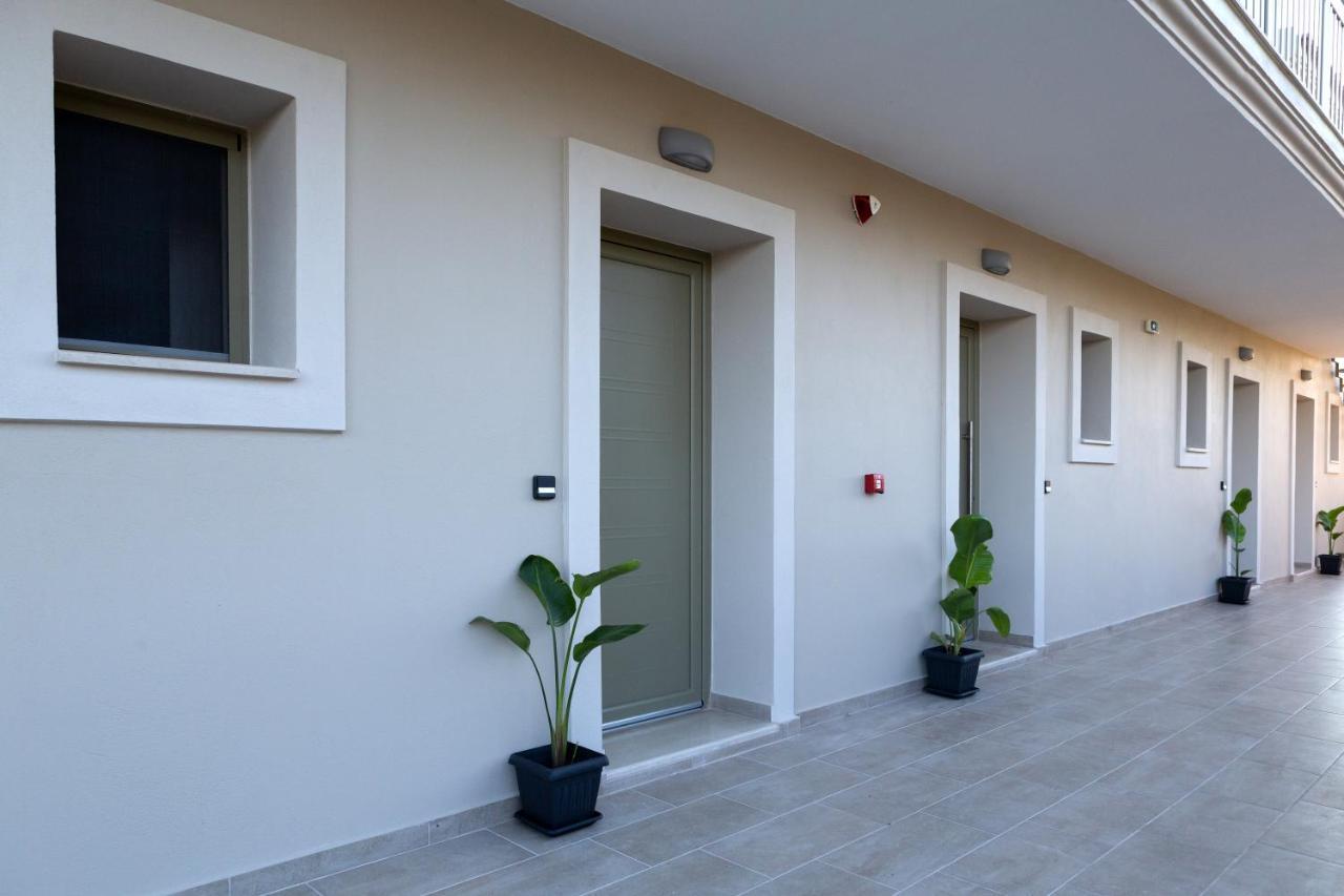Sky View Suites Kefalonia Vóvikes Exteriör bild