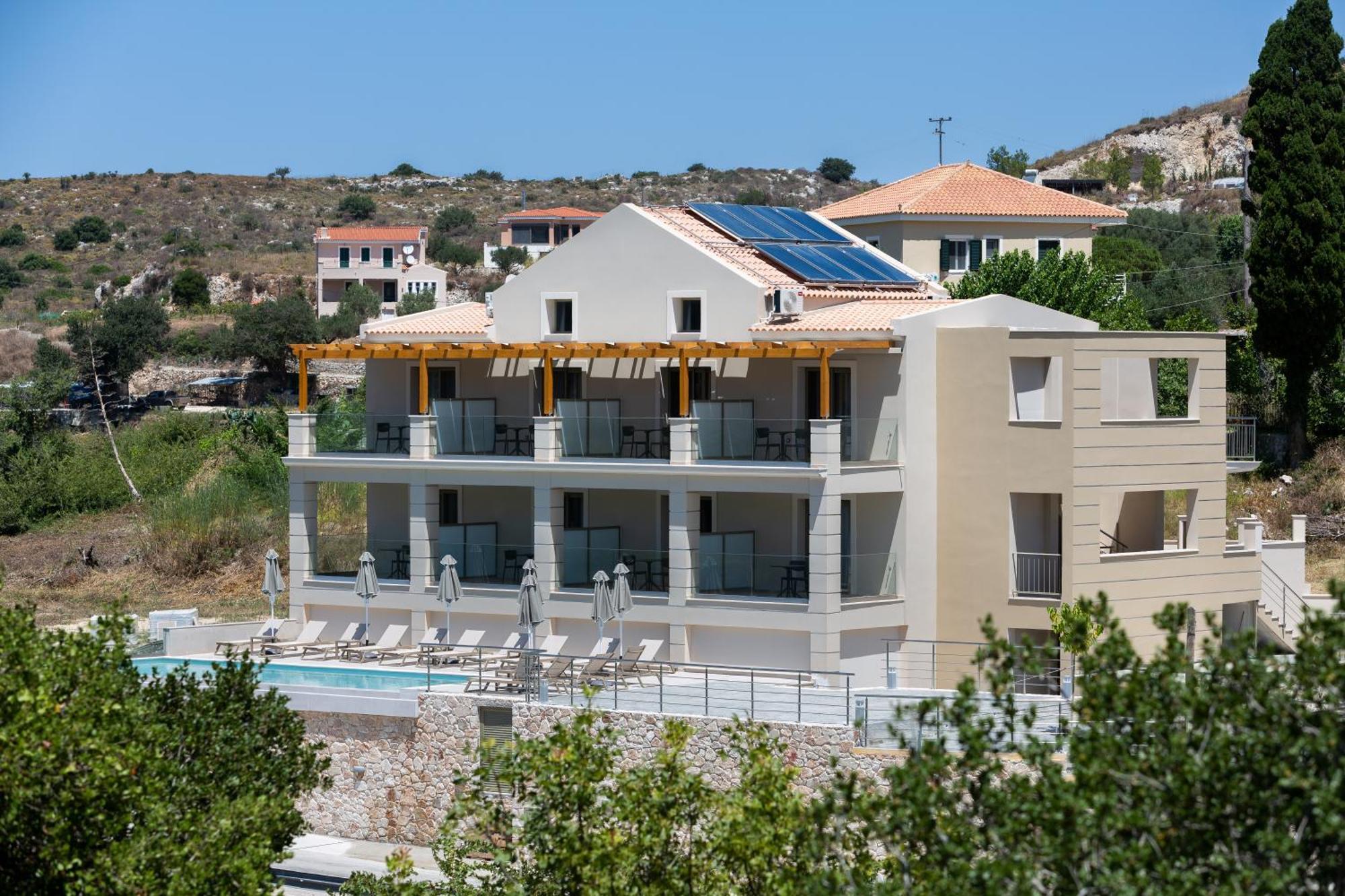 Sky View Suites Kefalonia Vóvikes Exteriör bild